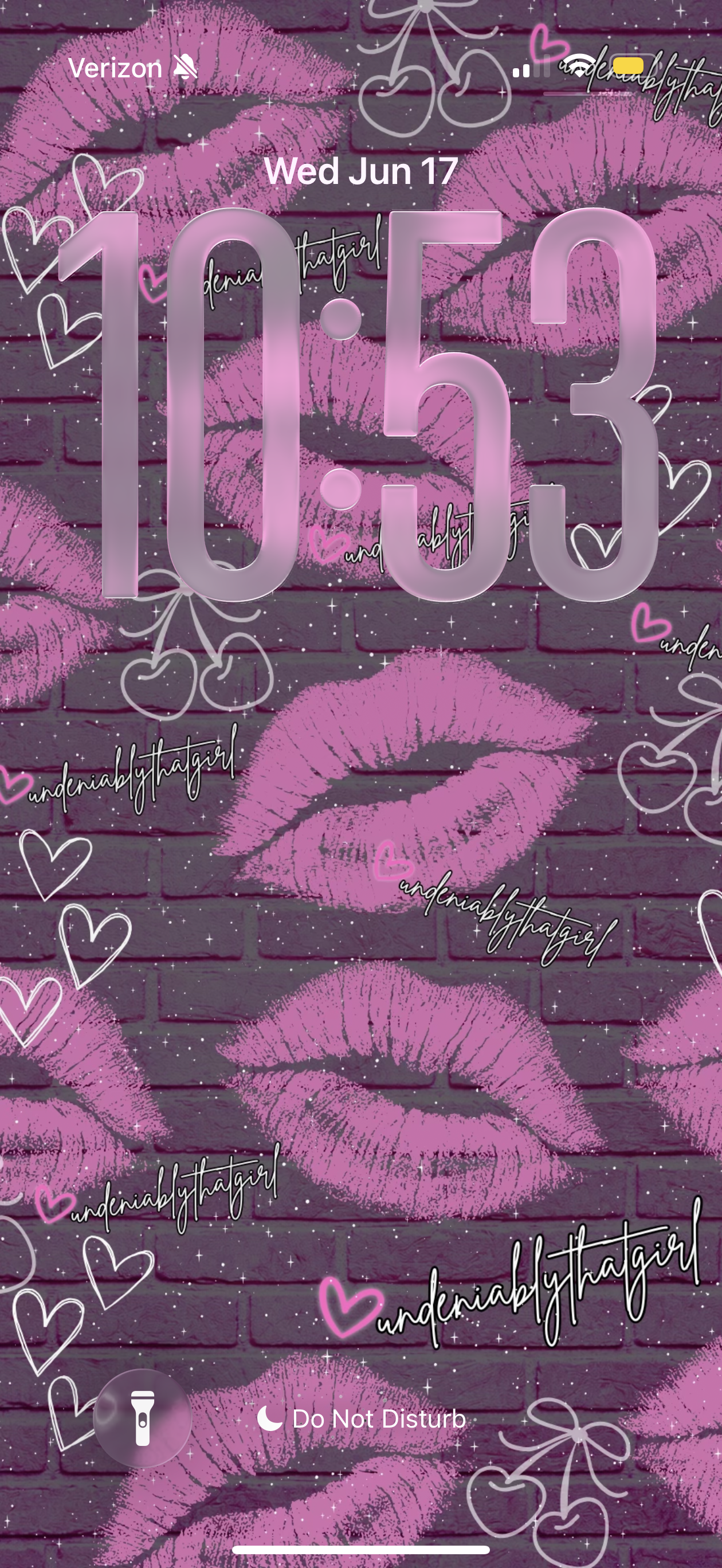 Cherry Kisses Wallpaper