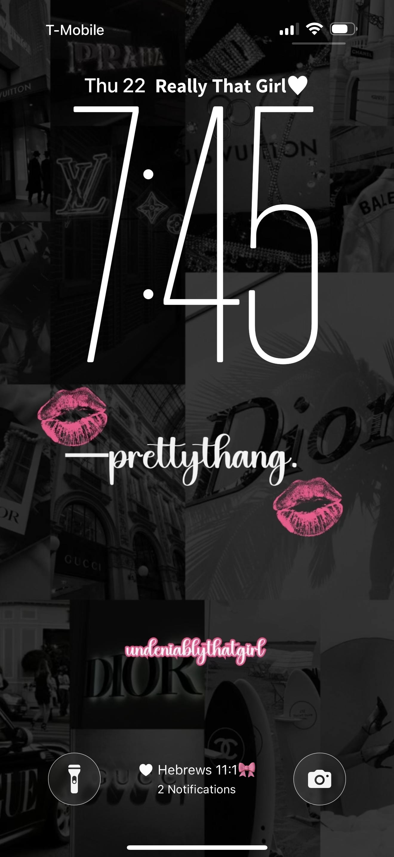 Pretty Thang Wallpaper